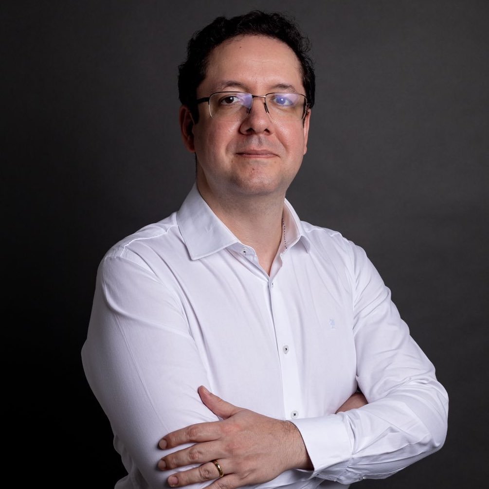 Dr. Victor Carneiro, nefrologista